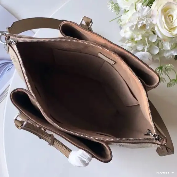 Firstbag Bag Vuitton Haumea Louis 0506
